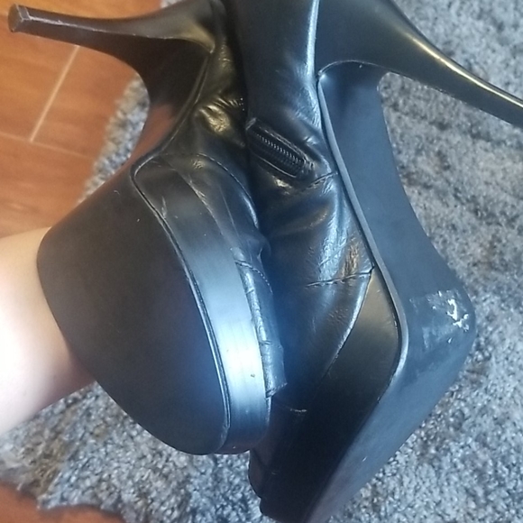 Booties - Picture 5 of 6